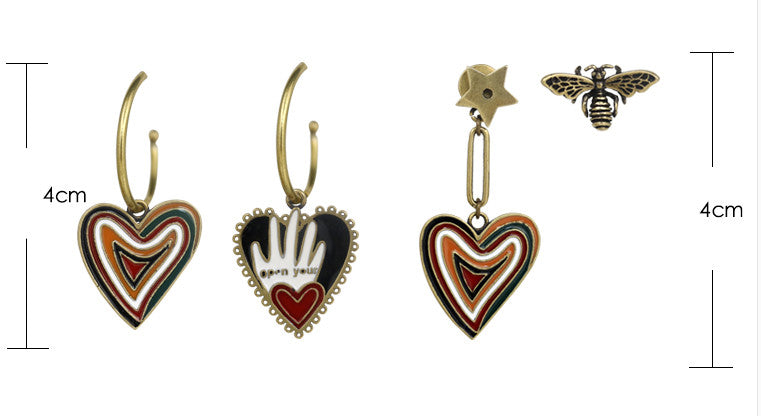 Vintage Heart Earrings with Bee Design in Red Baroque